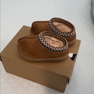 UGG Tasman II Chestnut Slip-Ons